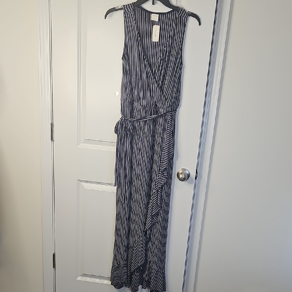 Soma Women's Navy and White Striped Maxi Dress‎ Size XS